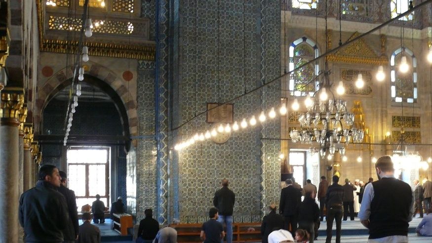 Inside the New Mosque