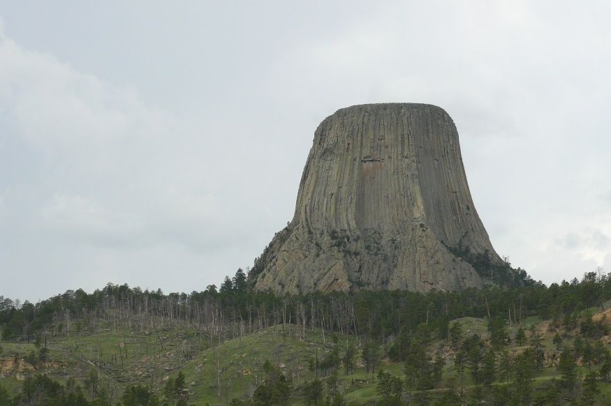 The entrance to Devils Tower National Park