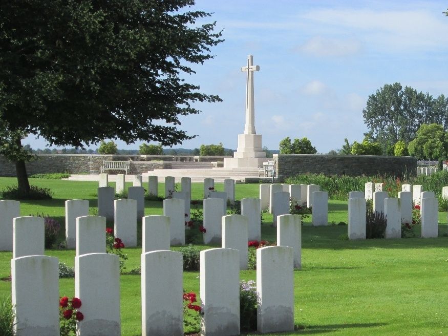 Bedford House Commonwealth Cemetery