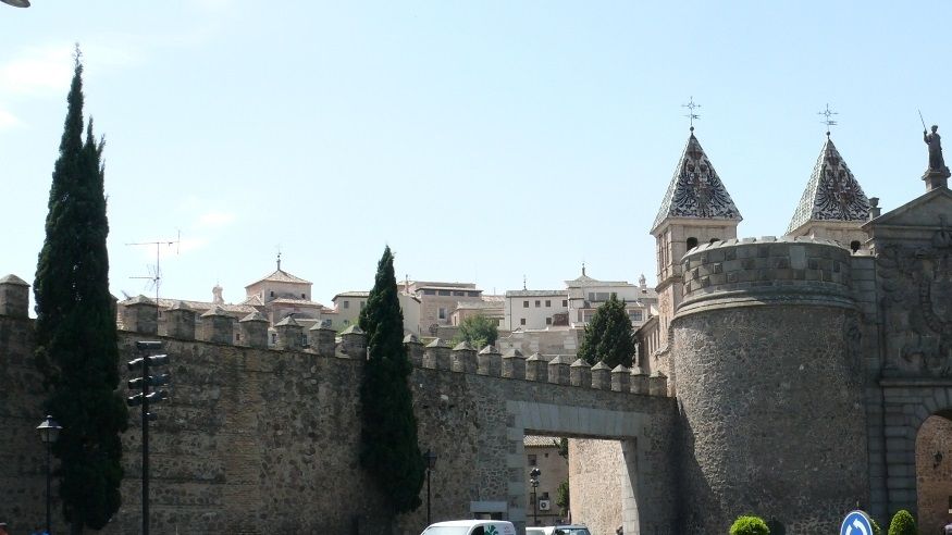 The main gate in to Toledo